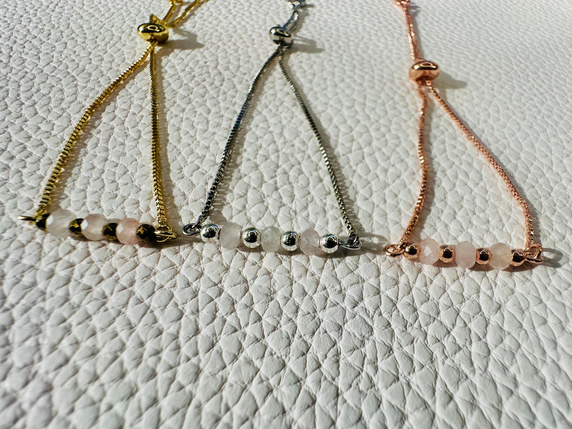 Rose quartz gemstone slider bracelet, photo 9