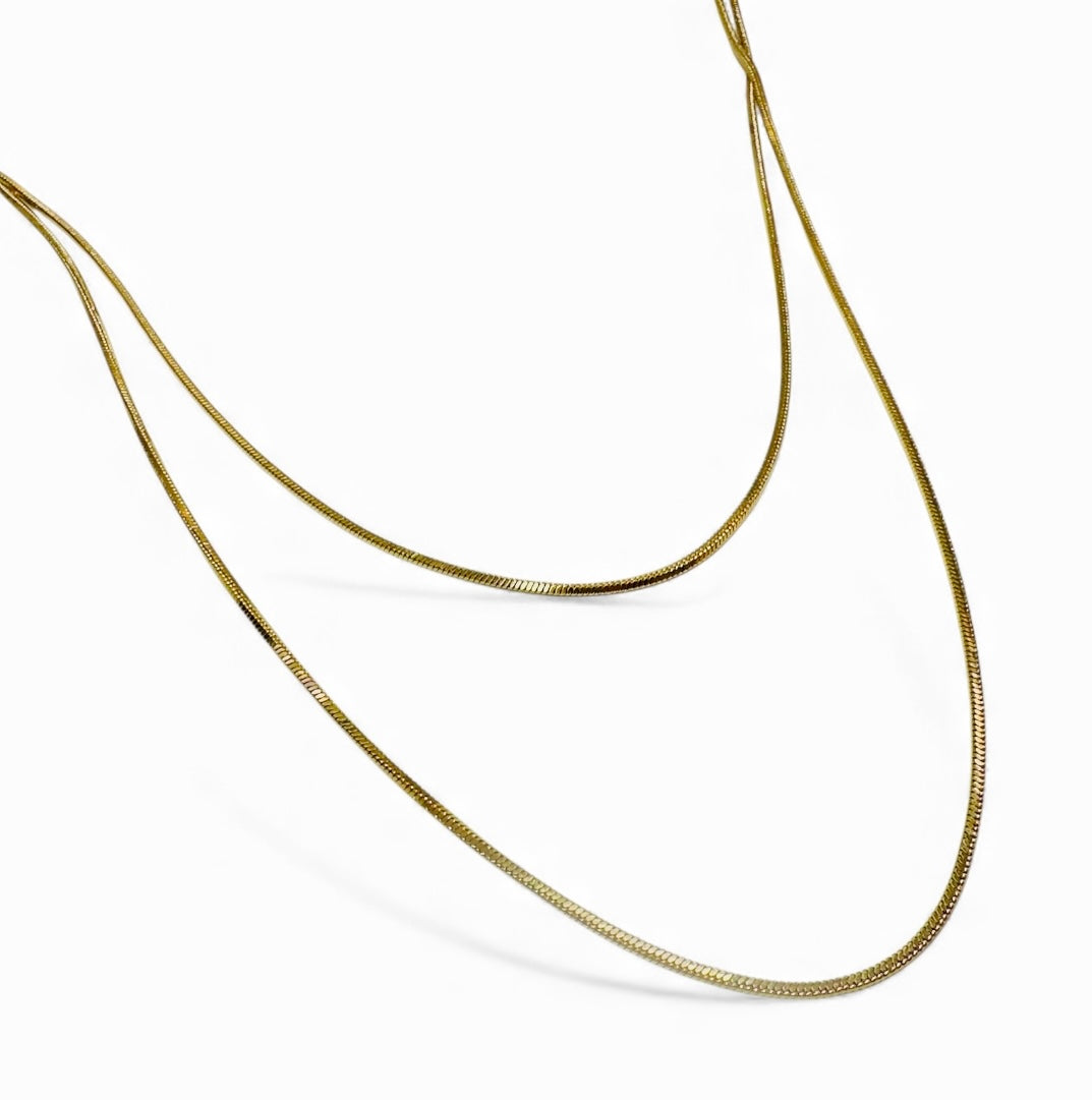 LASSO WATER RESISTANT NECKLACE