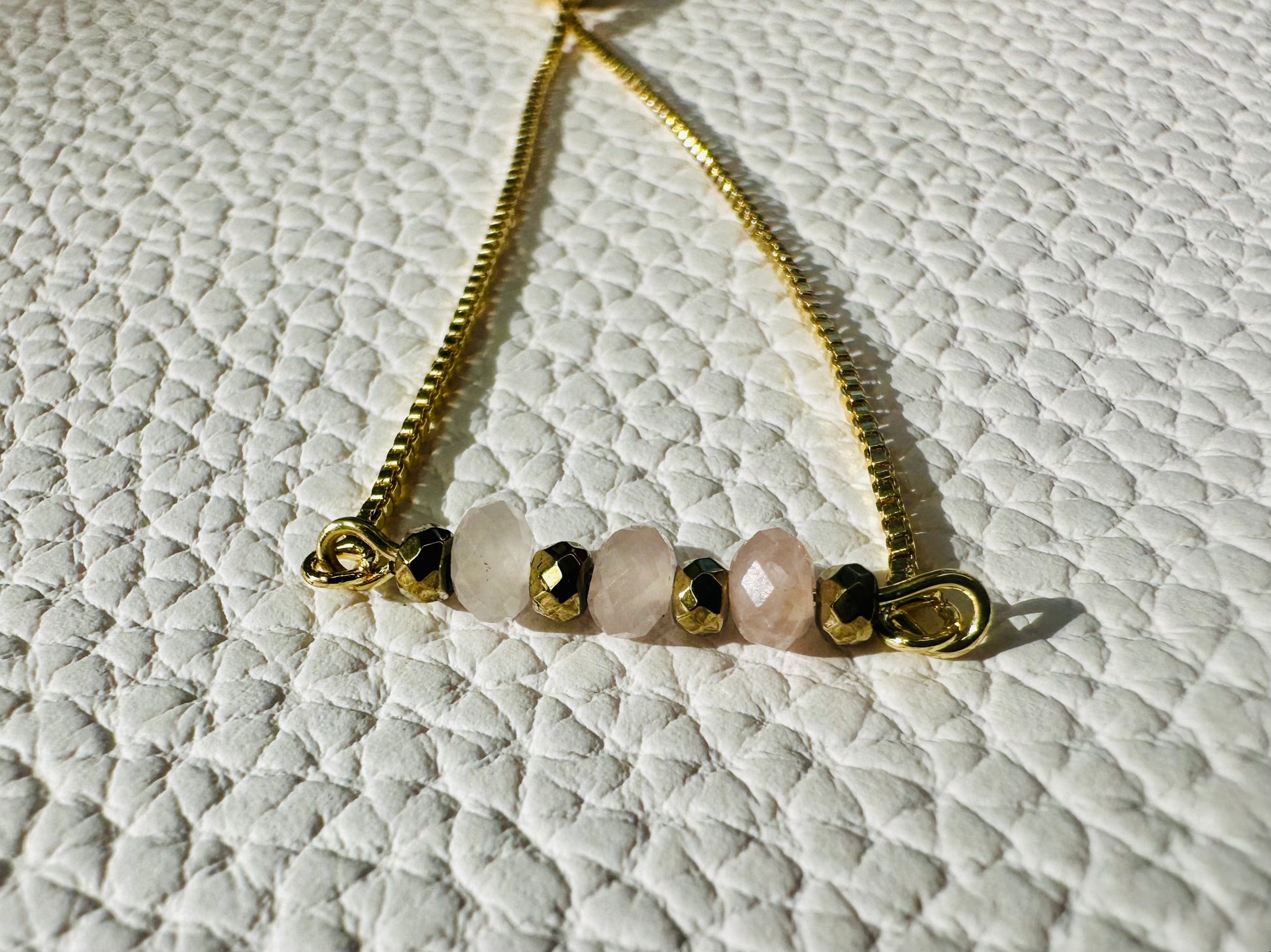 Rose quartz gemstone slider bracelet, photo 4