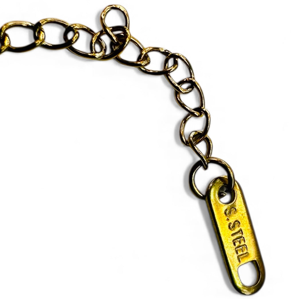 LADY LUCK WATER-RESISTANT NECKLACE