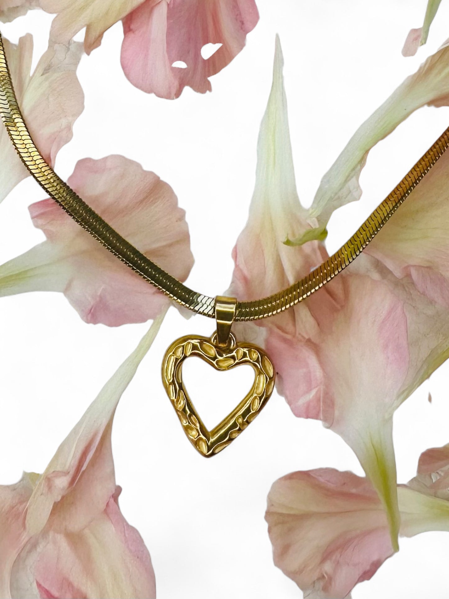 OPEN HEART WATER RESISTANT NECKLACE